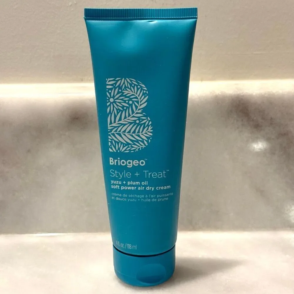 NWT Briogeo Style  Treat Yuzu Plum Oil Soft Power Air Dry Cream 118 ml